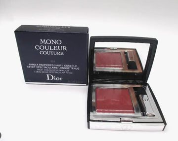 Mono Couleur Couture High Colour Eyeshadow - # 884 Rouge Trafalgar (Velvet) C022100884 / 559553  2g/0.07oz